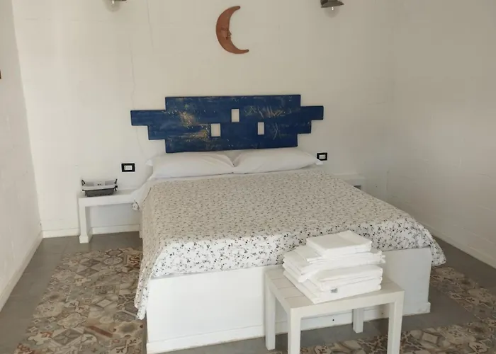 לינה וארוחת בוקר Gli Oleandri 3*